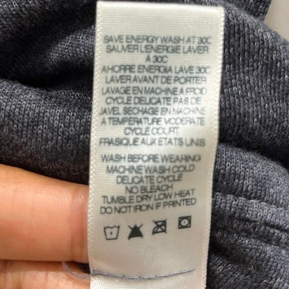 SUNDRY Floral Embroidered Sweatshirt In Black Sz 0 - XS - Picture 6 of 8